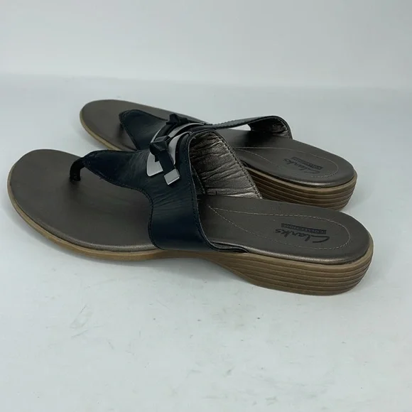 Clarks Sandals Women’s Lusine Lenox Black Leather Bow Metal Bling Size 8.5 M - Picture 6 of 8